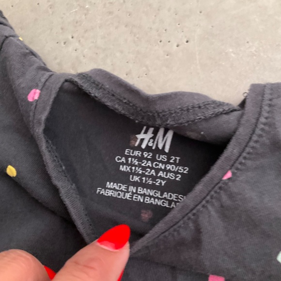 H&M Kids Matching Sets - Black, White, Pink, Yellow - Picture 4 of 6